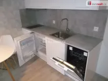 Pronájem bytu 1+kk, Praha - Vysočany, Strnadových, 33 m2