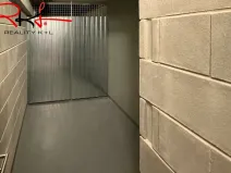 Pronájem skladu, Praha, Stočesova, 4 m2