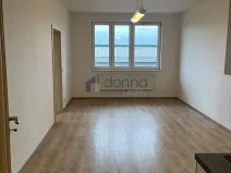 Pronájem bytu 2+kk, Praha, Freyova, 43 m2