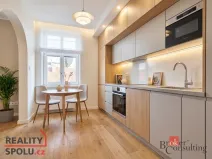 Prodej bytu 2+1, Nejdek, náměstí Karla IV., 70 m2