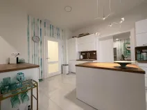 Prodej bytu 4+1, Děčín, Husovo nám., 156 m2