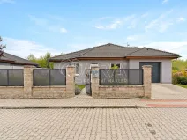 Prodej rodinného domu, Postřižín, Jelení, 169 m2