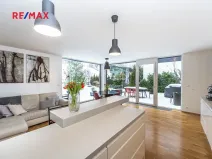 Pronájem vily, Praha - Lysolaje, 150 m2