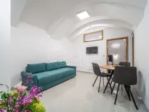 Pronájem bytu 2+kk, Praha - Karlín, Sokolovská, 48 m2