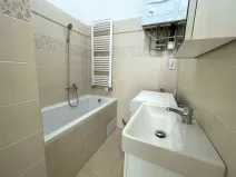 Pronájem bytu 2+kk, Praha - Nusle, U křížku, 37 m2