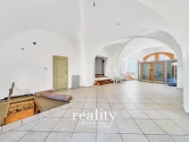 Pronájem obchodního prostoru, Znojmo, Horní Česká, 168 m2