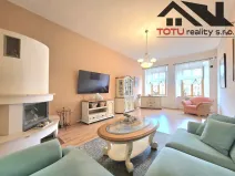 Prodej rodinného domu, Broumov, Mírové náměstí, 500 m2