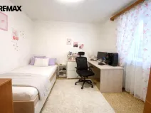 Prodej bytu 3+1, Ostrov, Luční, 78 m2