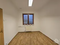Pronájem kanceláře, Sokolov, nábřeží Petra Bezruče, 25 m2