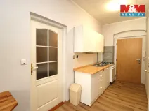 Pronájem bytu 1+1, Karlovy Vary, Jaltská, 46 m2