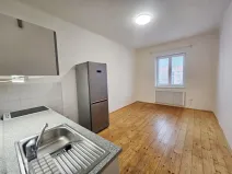 Pronájem bytu 2+kk, Praha - Nusle, Kloboučnická, 41 m2