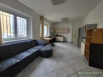 Pronájem ubytování, Praha - Uhříněves, Přátelství, 626 m2