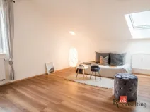 Prodej bytu 2+kk, Šestajovice, Komenského, 69 m2