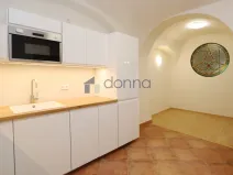 Pronájem bytu 2+1, Praha, Úvoz, 75 m2