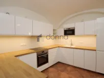 Pronájem bytu 2+1, Praha, Úvoz, 75 m2