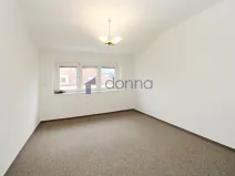 Pronájem bytu 2+kk, Praha, Na Farkáně III, 45 m2