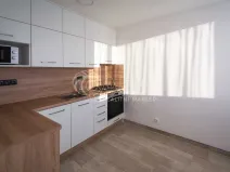 Pronájem bytu 3+1, Praha - Prosek, Jablonecká, 68 m2