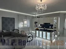 Prodej rodinného domu, Veleň, 176 m2