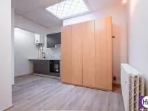 Prodej kanceláře, Praha, Jagellonská, 36 m2