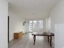 Pronájem bytu 2+kk, Praha, Pod Harfou, 54 m2