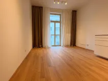 Pronájem bytu 2+kk, Praha, Plzeňská, 45 m2