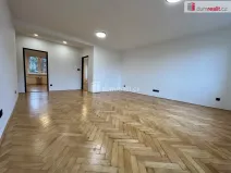 Pronájem bytu 3+1, Karlovy Vary - Rybáře, Šmeralova, 73 m2