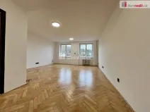 Pronájem bytu 3+1, Karlovy Vary - Rybáře, Šmeralova, 73 m2