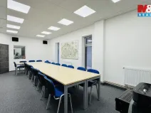 Pronájem kanceláře, Klecany, V Honech, 179 m2