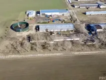 Prodej výrobních prostor, Nosislav, 1980 m2