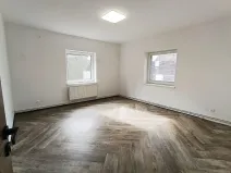 Pronájem skladu, Praha - Březiněves, Na hlavní, 374 m2