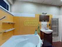 Prodej bytu 2+1, Okna, 60 m2