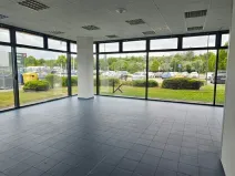 Pronájem kanceláře, Praha - Horní Počernice, Sezemická, 132 m2