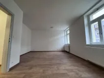 Pronájem bytu 2+kk, Praha - Střešovice, Na Petynce, 44 m2