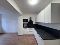 Pronájem bytu 1+kk, Praha - Střešovice, Na Petynce, 39 m2