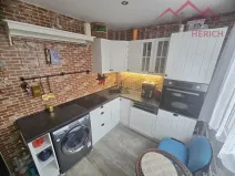 Prodej bytu 2+1, Chomutov, Holešická, 62 m2