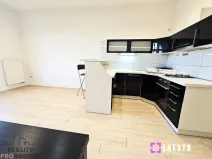 Pronájem bytu 2+kk, Praha - Nusle, náměstí Generála Kutlvašra, 57 m2