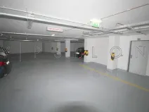 Pronájem garážového stání, Praha - Libeň, Březenská, 16 m2