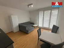 Pronájem bytu 2+kk, Kladno, Generála Selnera, 49 m2