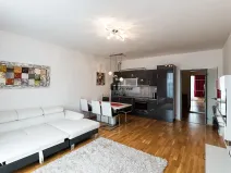 Pronájem bytu 1+kk, Praha - Vinohrady, Korunní, 42 m2