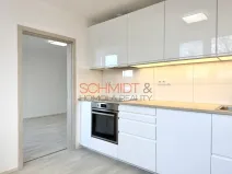 Pronájem bytu 4+1, Hustopeče, U Větrolamu, 88 m2