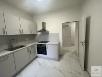 Pronájem bytu 1+1, Karlovy Vary, Koptova, 55 m2