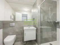 Pronájem bytu 1+kk, Praha, Pakoměřická, 27 m2