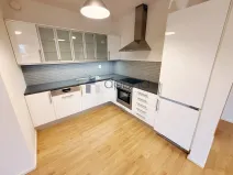Pronájem bytu 3+kk, Praha, Jeremenkova, 64 m2