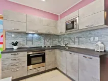 Pronájem bytu 3+1, Liberec - Liberec VI-Rochlice, Nádvorní, 83 m2