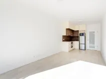 Pronájem bytu 1+kk, Praha - Hostavice, Českobrodská, 31 m2