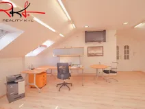 Pronájem kanceláře, Roudnice nad Labem, Husovo náměstí, 101 m2