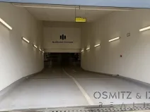 Pronájem garážového stání, Praha - Nusle, Závišova, 15 m2