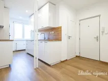 Pronájem bytu 2+1, Praha, Káranská, 56 m2