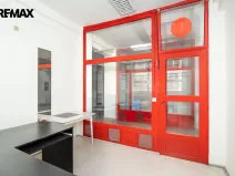 Pronájem obchodního prostoru, Zlín, třída Tomáše Bati, 12 m2