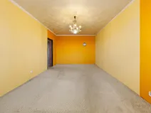 Prodej bytu 3+1, Studená, Komenského, 74 m2